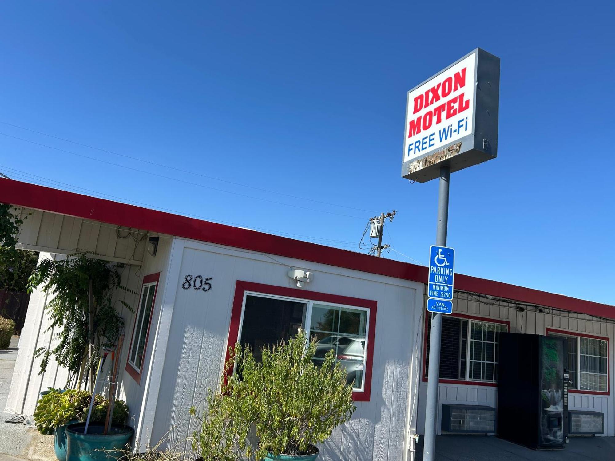 Dixon Motel Eksteriør bilde